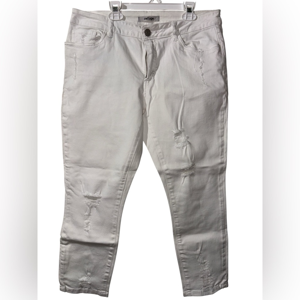 Refuge Crisp White Cropped Jeans